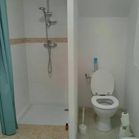 La Maison Des Créatifs Appartement Montdardier