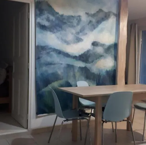 Apartament La Maison Des Creatifs