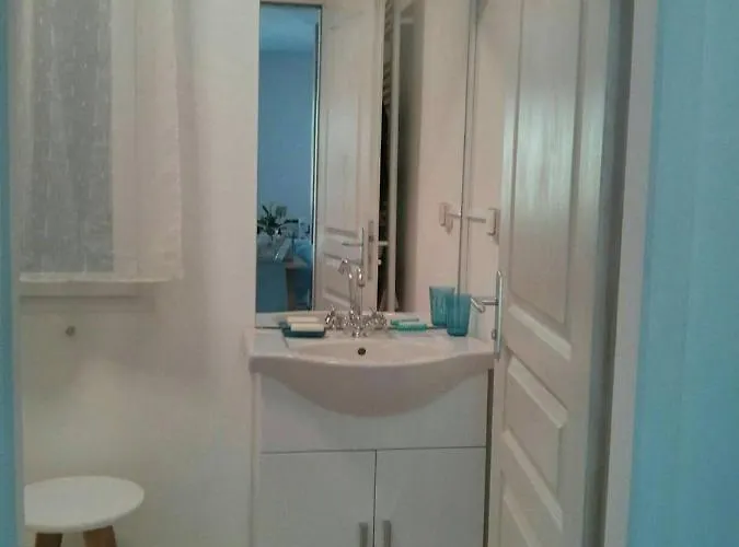 La Maison Des Creatifs * Montdardier